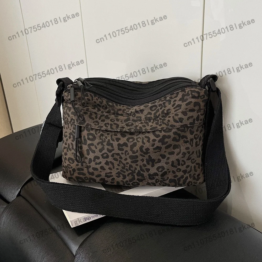 This Women'S Shoulder Bag Feat - Interior Design Its recension och pris